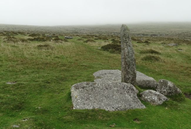 Dartmoor NP, Standing Stone, Merrivale Settlement